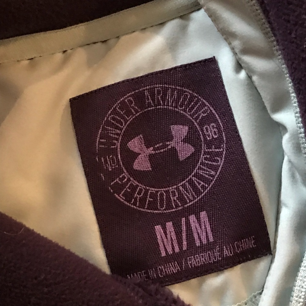 ๐ Under Armour performance pullover ๐ - Picture 2 of 3